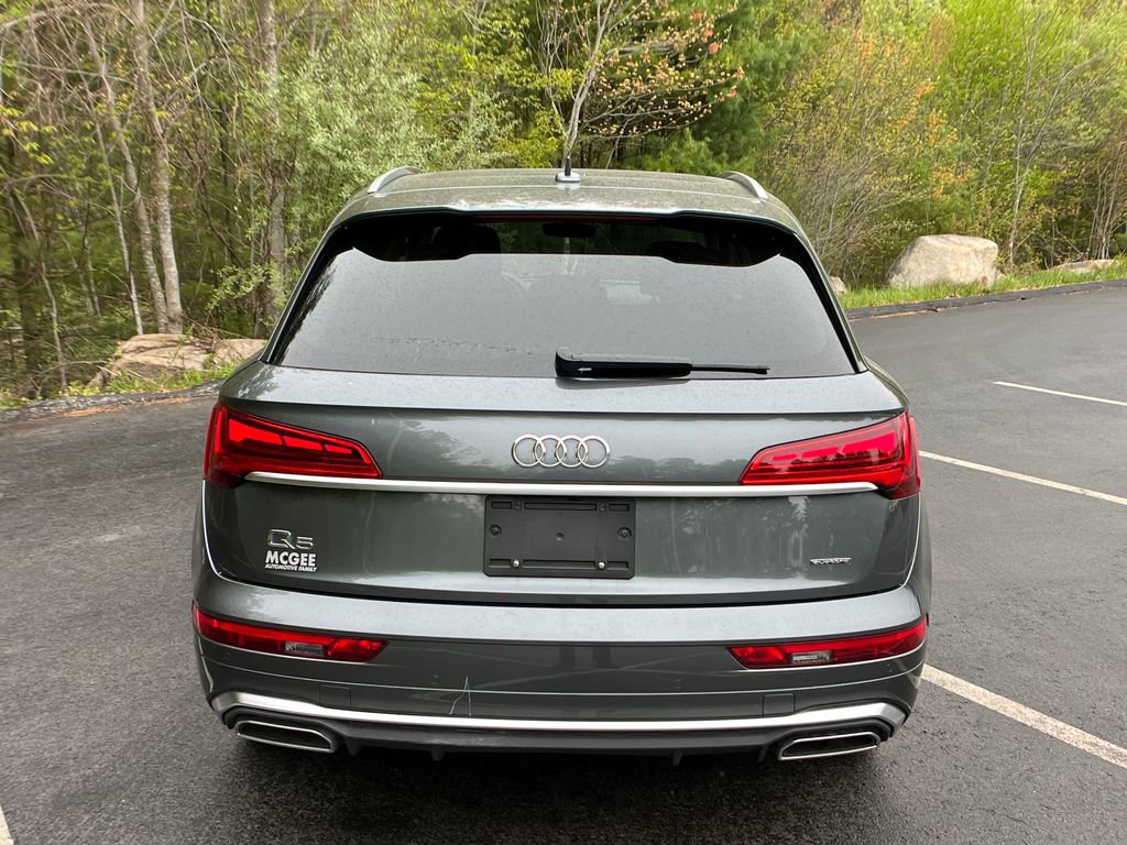 Used 2021 Audi Q5 e Premium Plus w/ Premium Plus Package AWD/4WD image 4
