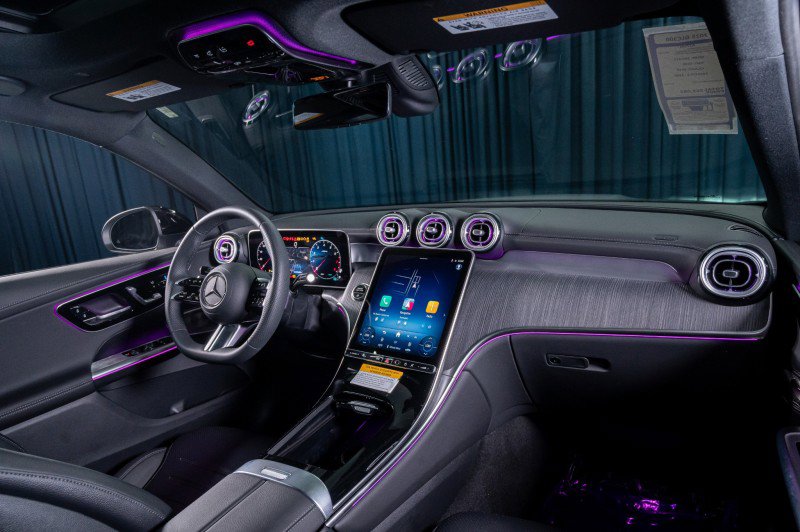 New 2025 Mercedes-Benz GLC 300 image 4