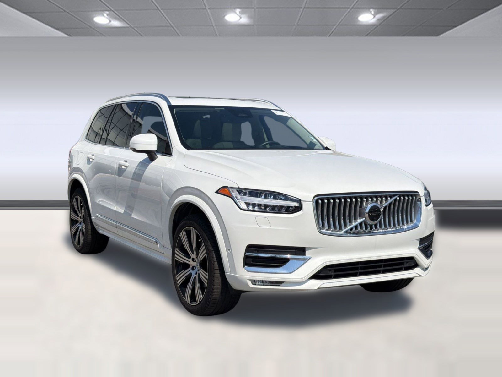 Certified 2023 Volvo XC90 B6 Ultimate w/ Lounge Package AWD/4WD image 7