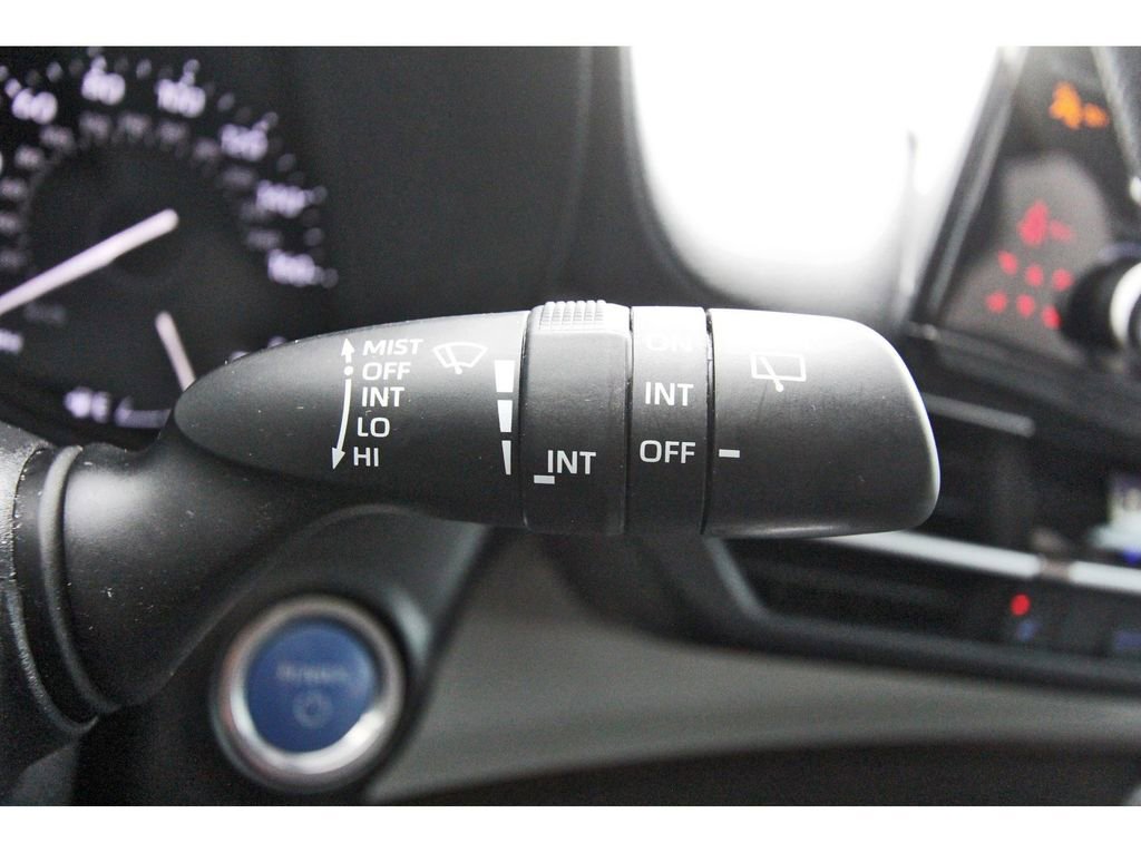 Used 2023 Toyota Sienna XLE image 22