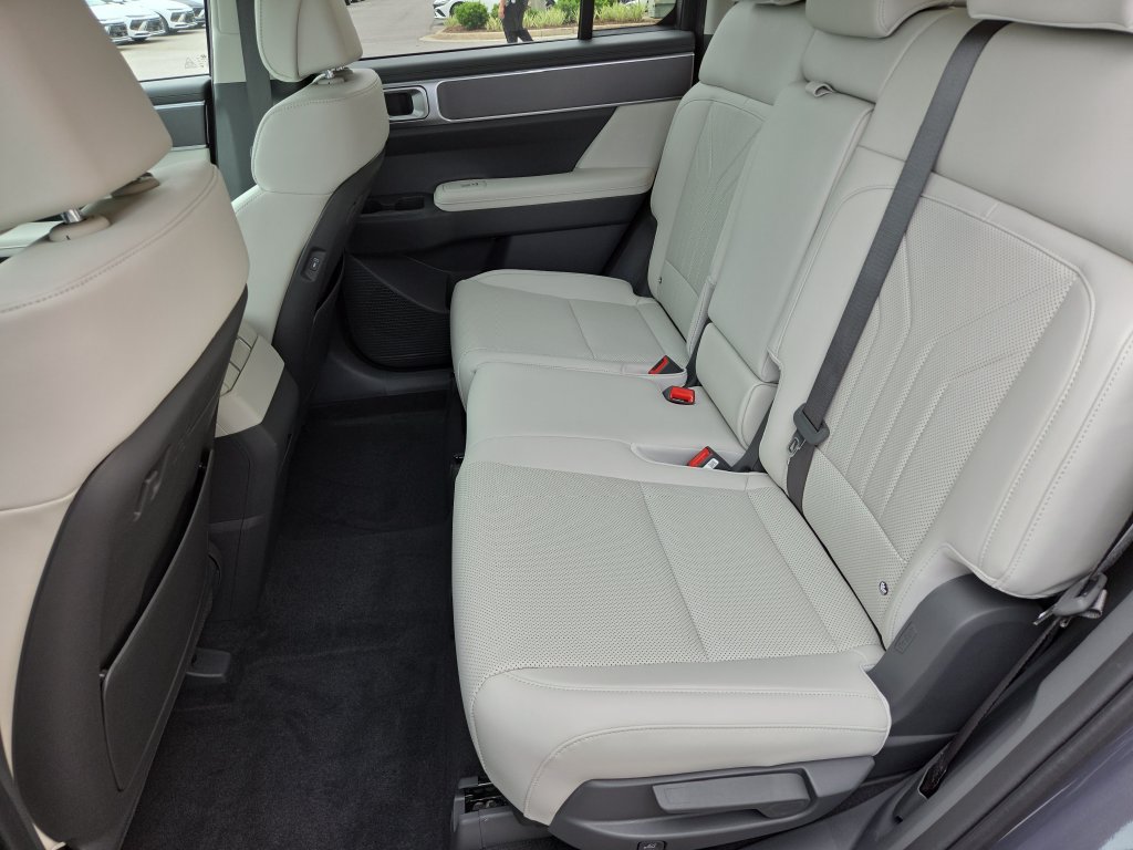 New 2027 Hyundai Santa Fe SEL FWD image 29