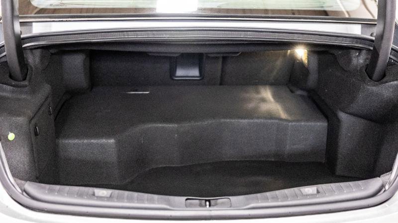 Used 2017 Lincoln MKZ Premiere image 14