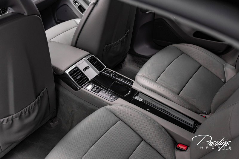 Used 2010 Porsche Panamera S image 44