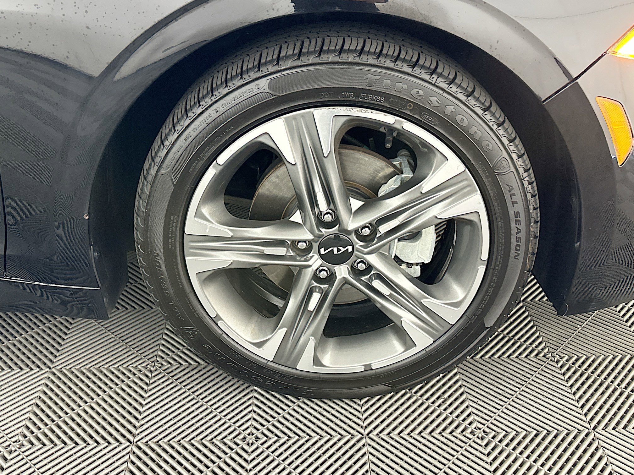 Used 2021 Kia K5 LXS image 11