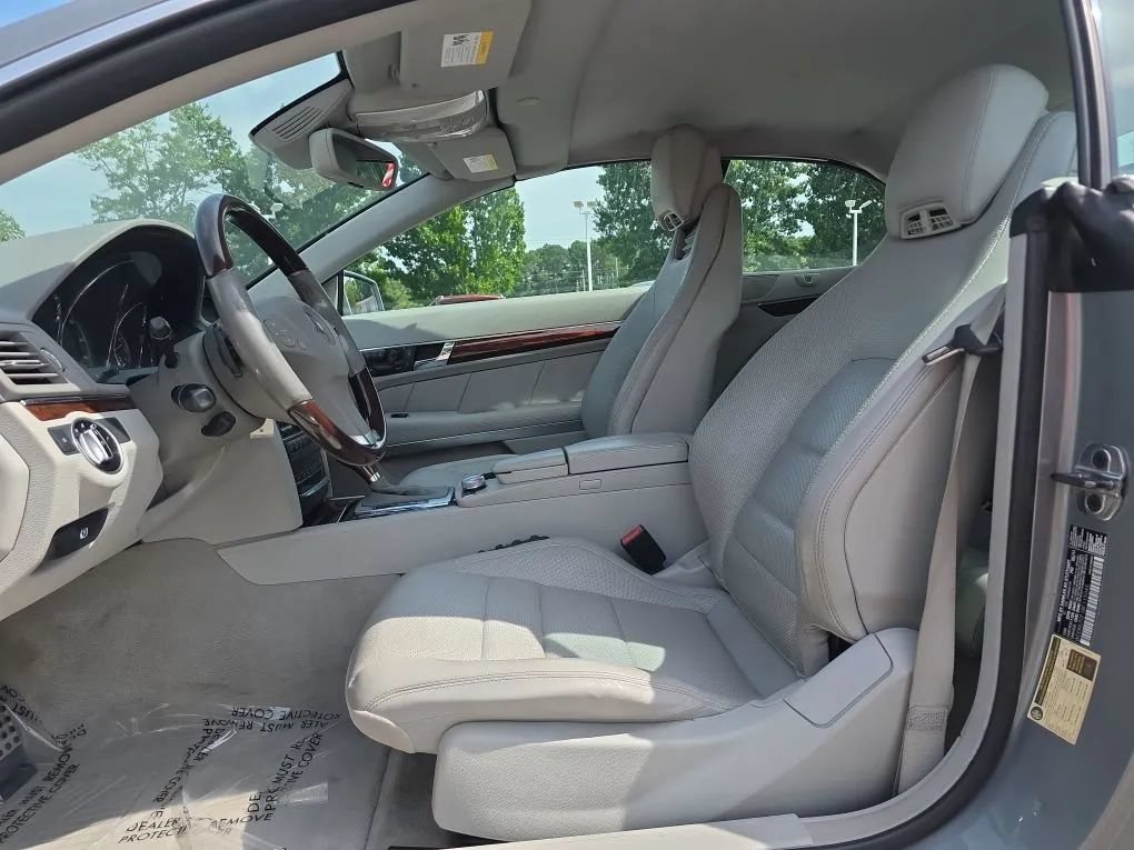 Used 2011 Mercedes-Benz E 550 Cabriolet w/ Premium 2 Pkg image 13