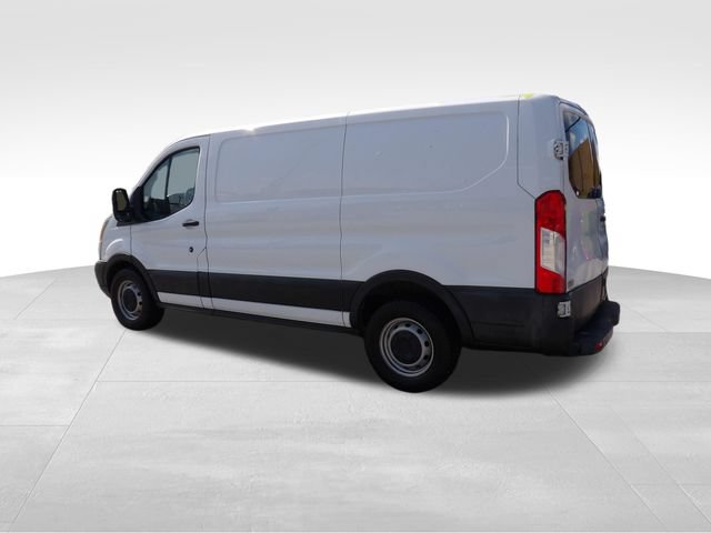 Used 2016 Ford Transit 150 130 Low Roof RWD image 7