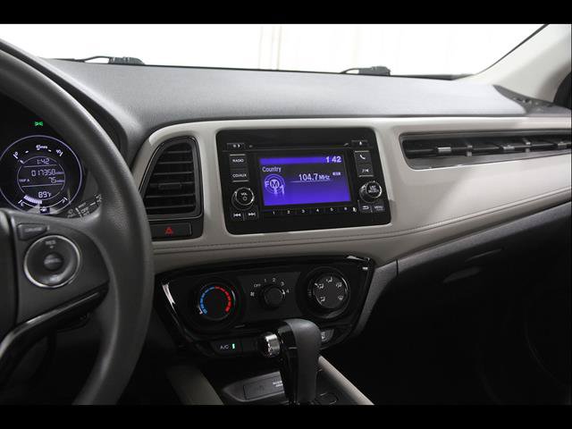 Used 2017 Honda HR-V LX image 9