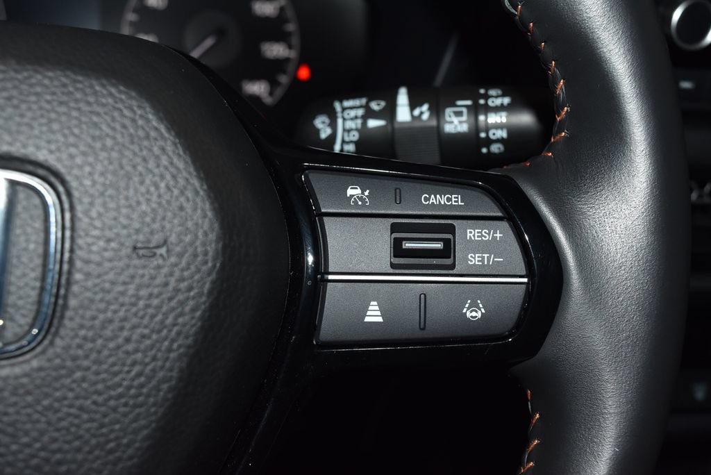 Used 2025 Honda HR-V Sport image 9