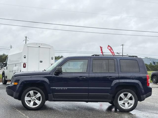 Used 2014 Jeep Patriot Latitude FWD image 27