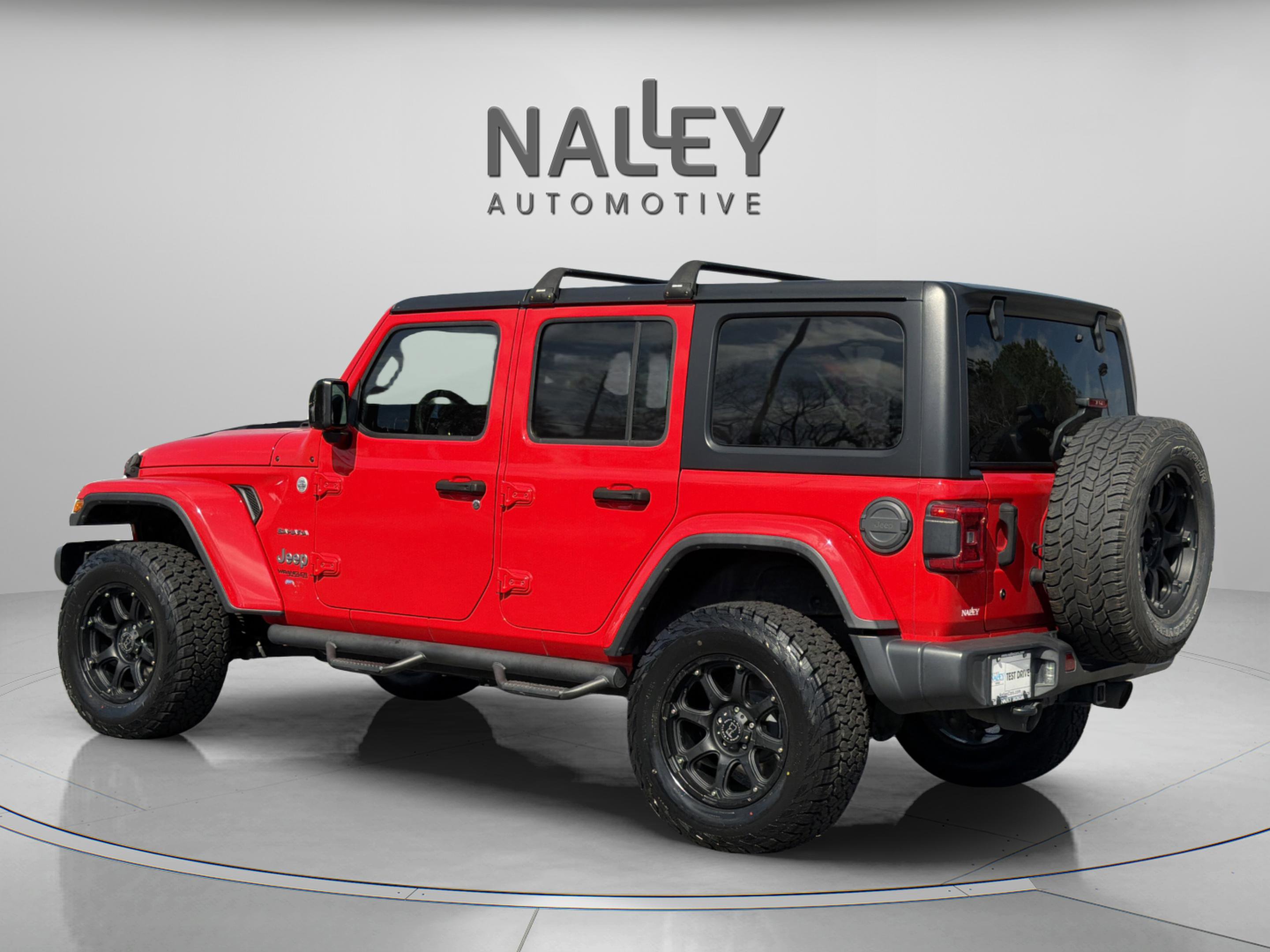 Used 2018 Jeep Wrangler Unlimited Sahara w/ Cold Weather Group image 3