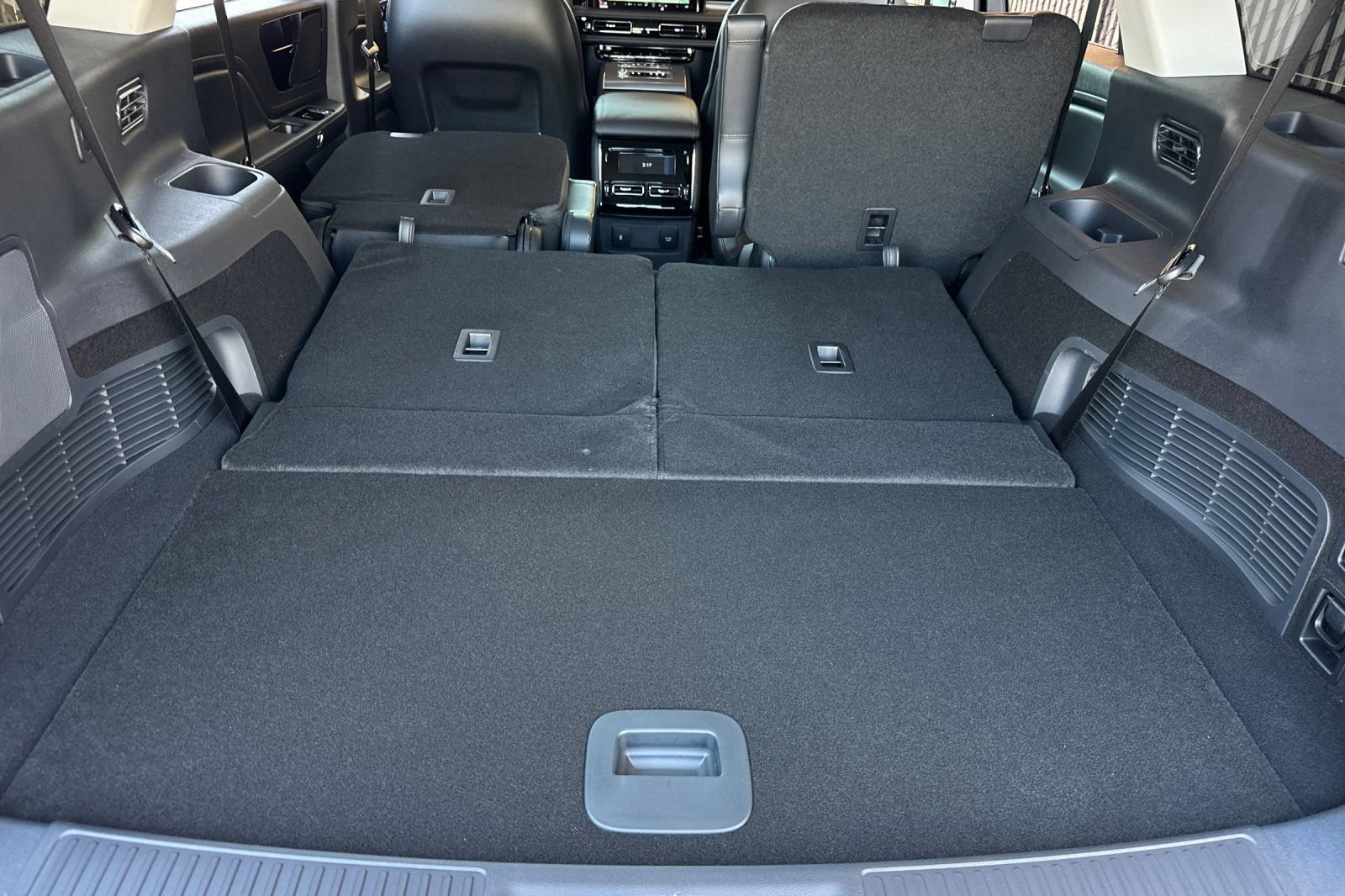 New 2026 Lincoln Aviator 2WD w/ Jet Appearance Package image 15