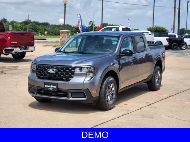 New 2026 Ford Maverick XLT w/ XLT Luxury Package FWD image 3