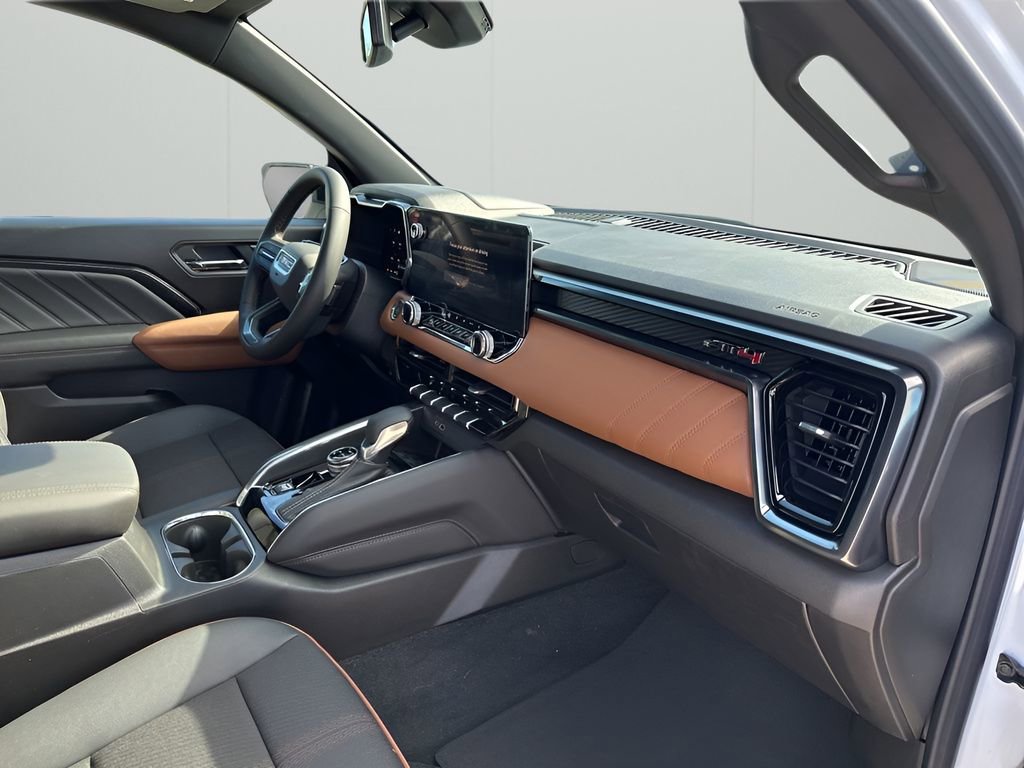 New 2026 GMC Canyon AT4 image 14