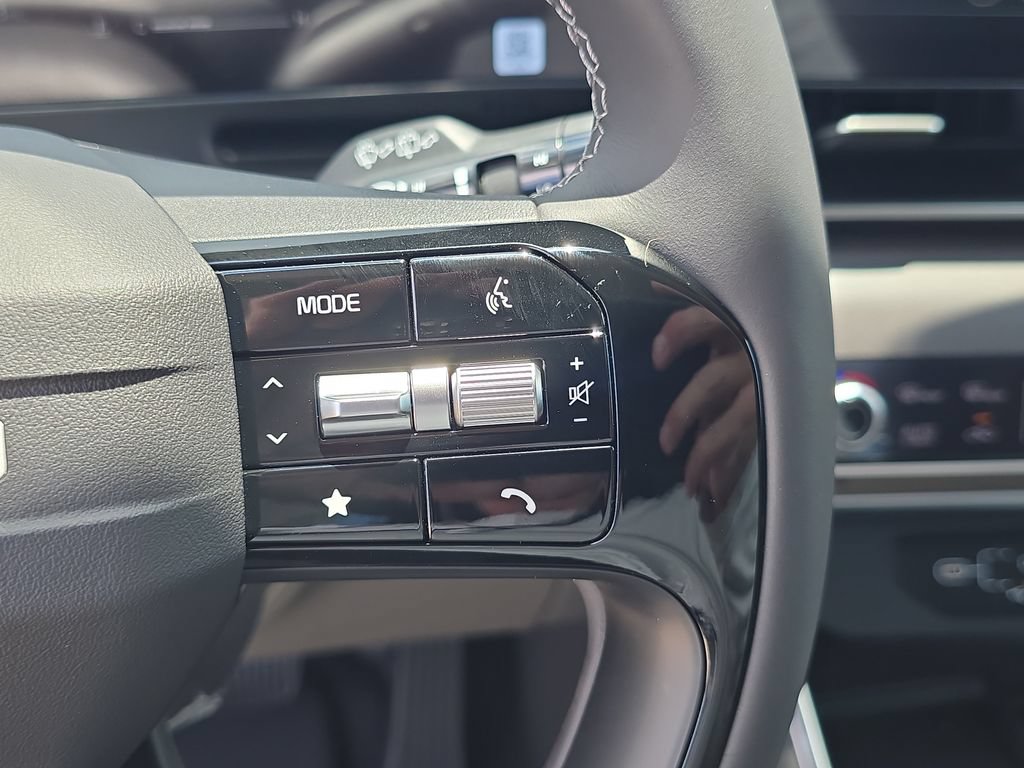 New 2027 Kia Carnival EX FWD image 31