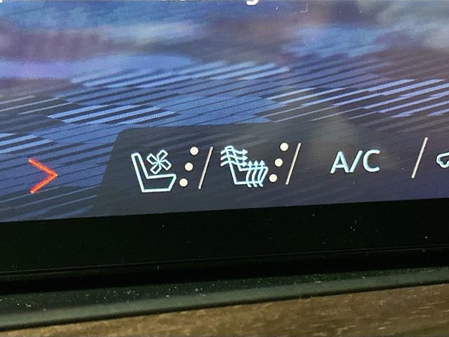 New 2026 Chevrolet Suburban High Country w/ Sun And Tow Package image 22