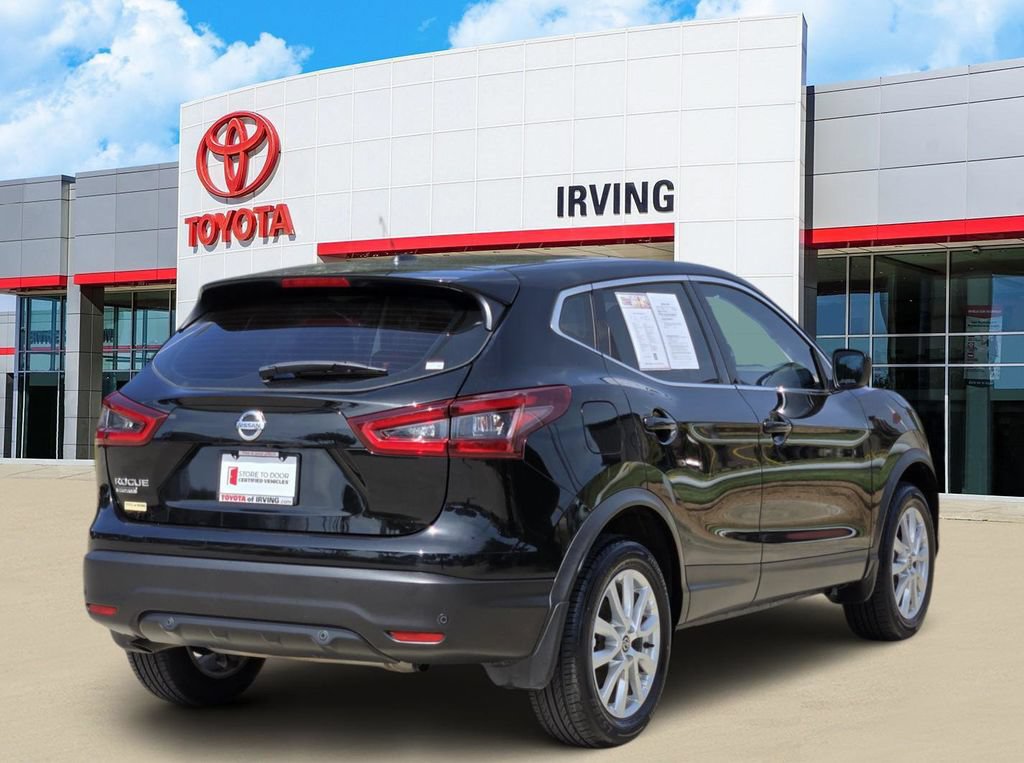 Used 2022 Nissan Rogue Sport S FWD image 4