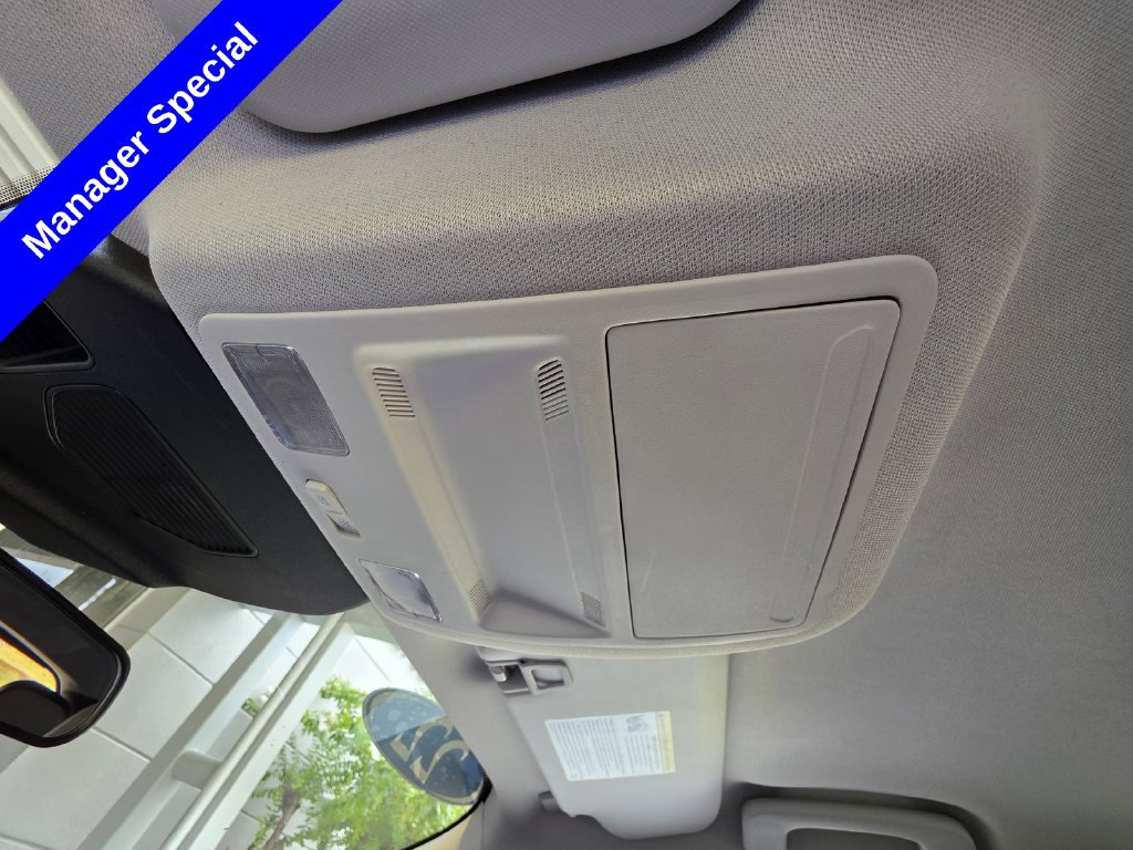Used 2022 Ford Escape SEL FWD image 34