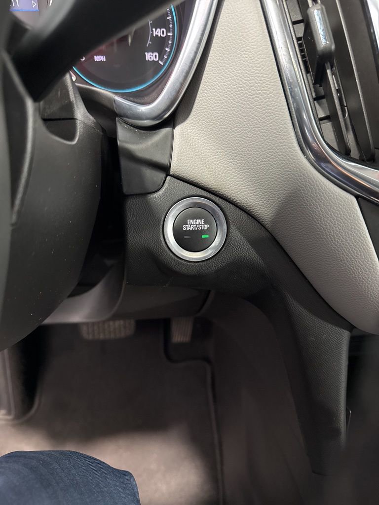 Used 2024 Chevrolet Equinox LT image 45