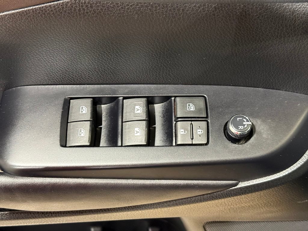 Certified 2019 Toyota Highlander XLE AWD/4WD image 16