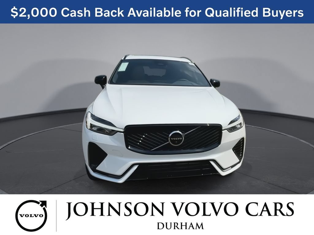 New 2026 Volvo XC60 T8 Plus w/ Climate Package AWD/4WD image 3