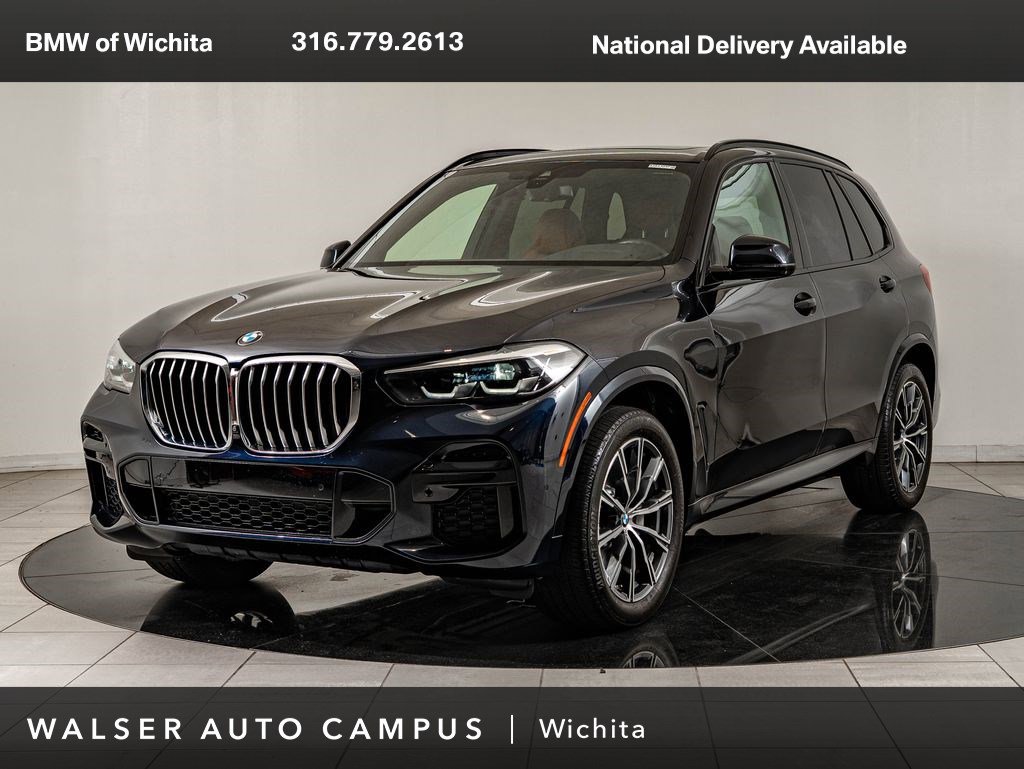 Used 2022 BMW X5 xDrive40i w/ M Sport Package AWD/4WD image 1