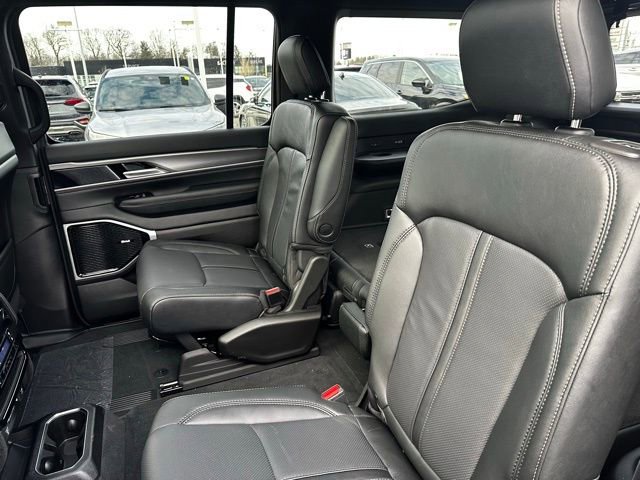 New 2026 Jeep Grand Wagoneer Limited w/ Premium Group II AWD/4WD image 36