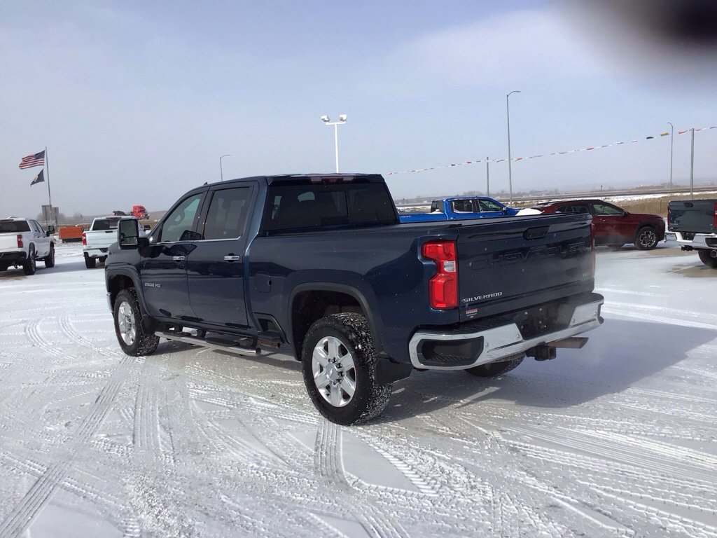Used 2020 Chevrolet Silverado 2500 LTZ w/ LTZ Premium Package image 3