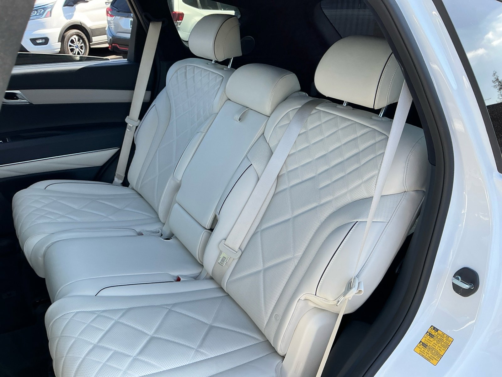 Used 2025 Genesis GV80 3.5T Prestige image 19