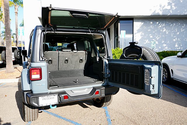 Used 2024 Jeep Wrangler Unlimited AWD/4WD image 19