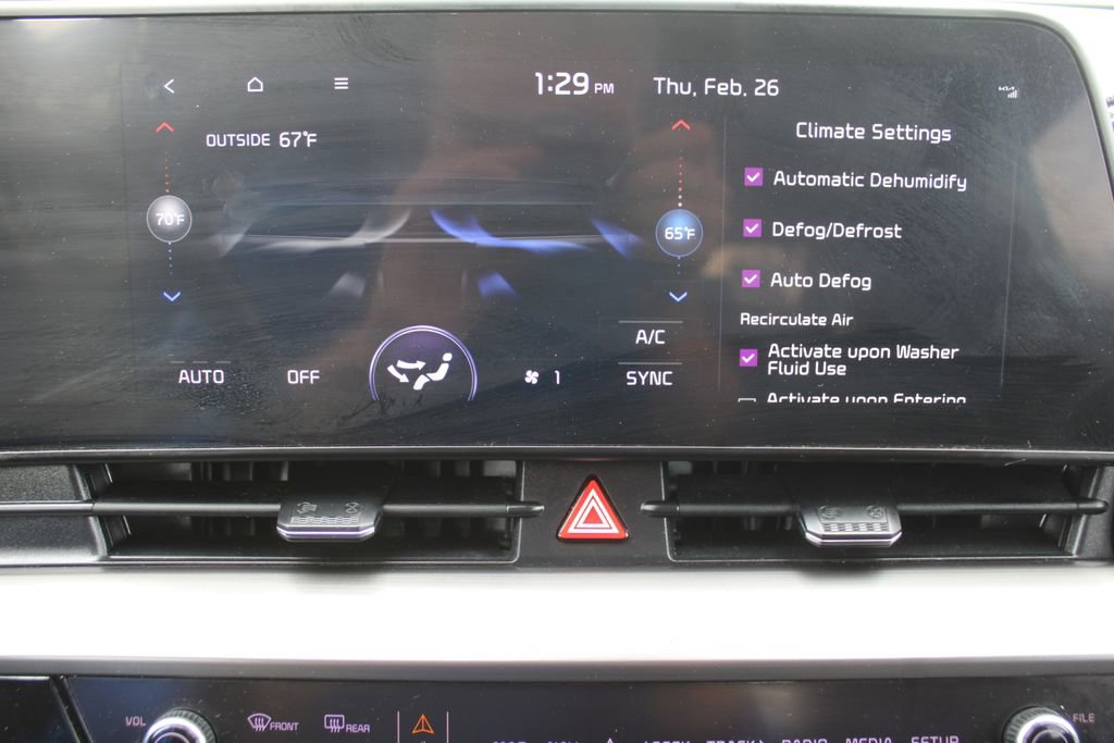 Used 2023 Kia Sportage EX image 42