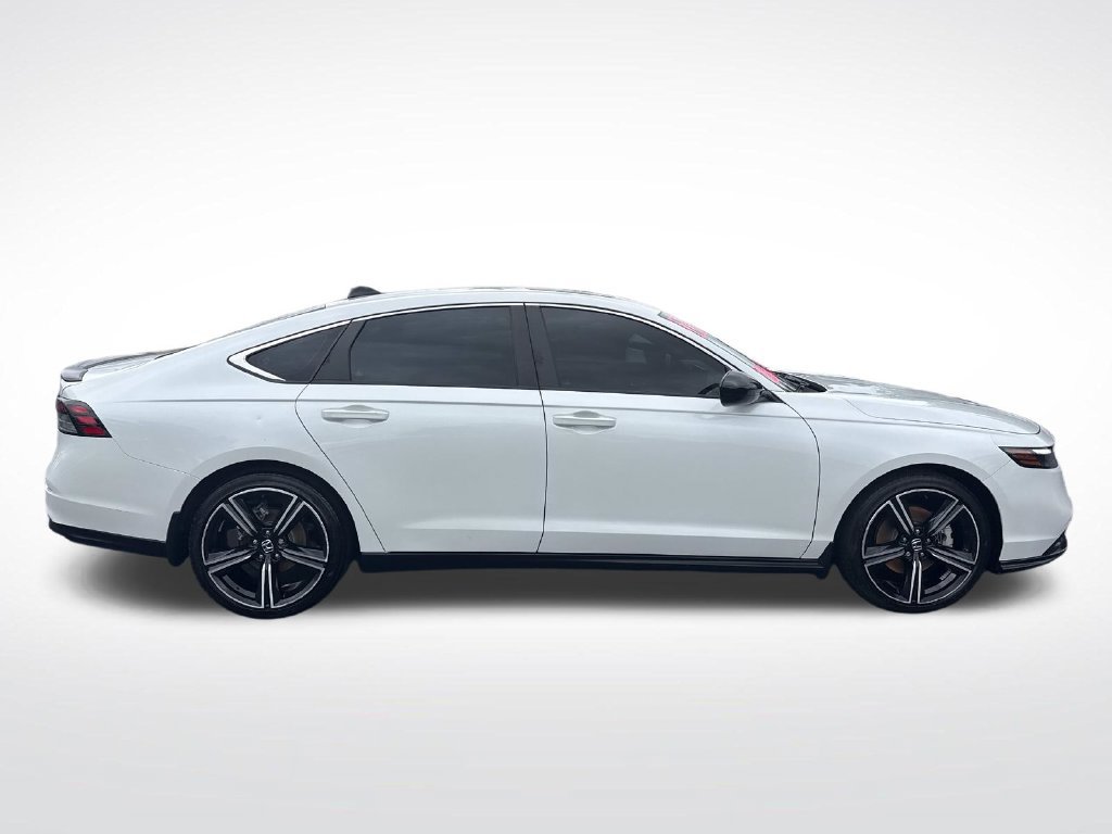Used 2024 Honda Accord Sport image 6