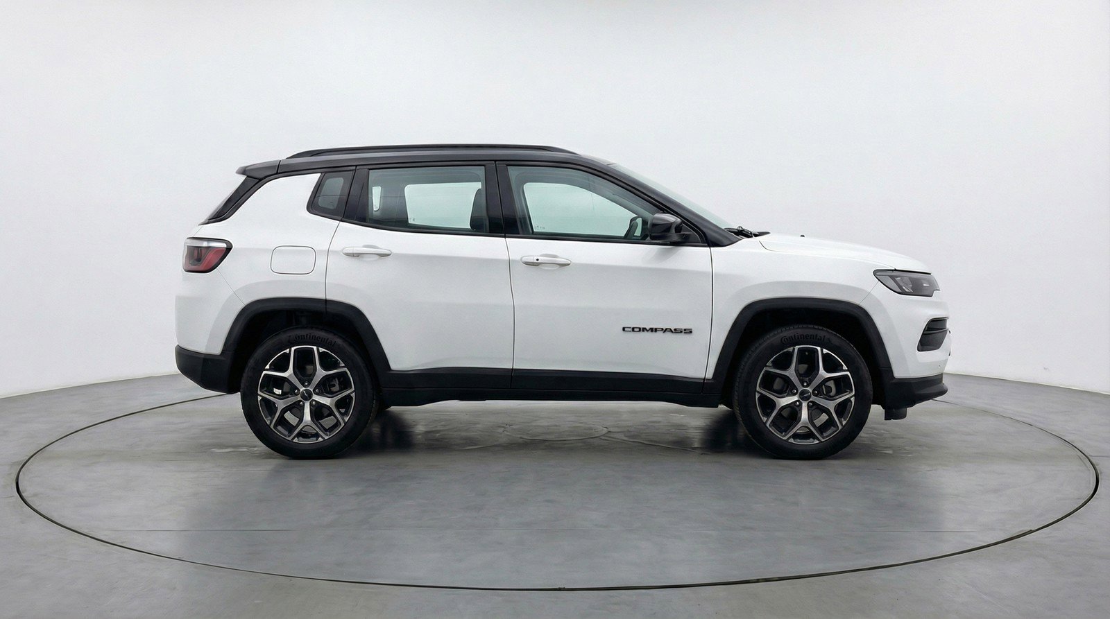 Used 2025 Jeep Compass Limited AWD/4WD image 11