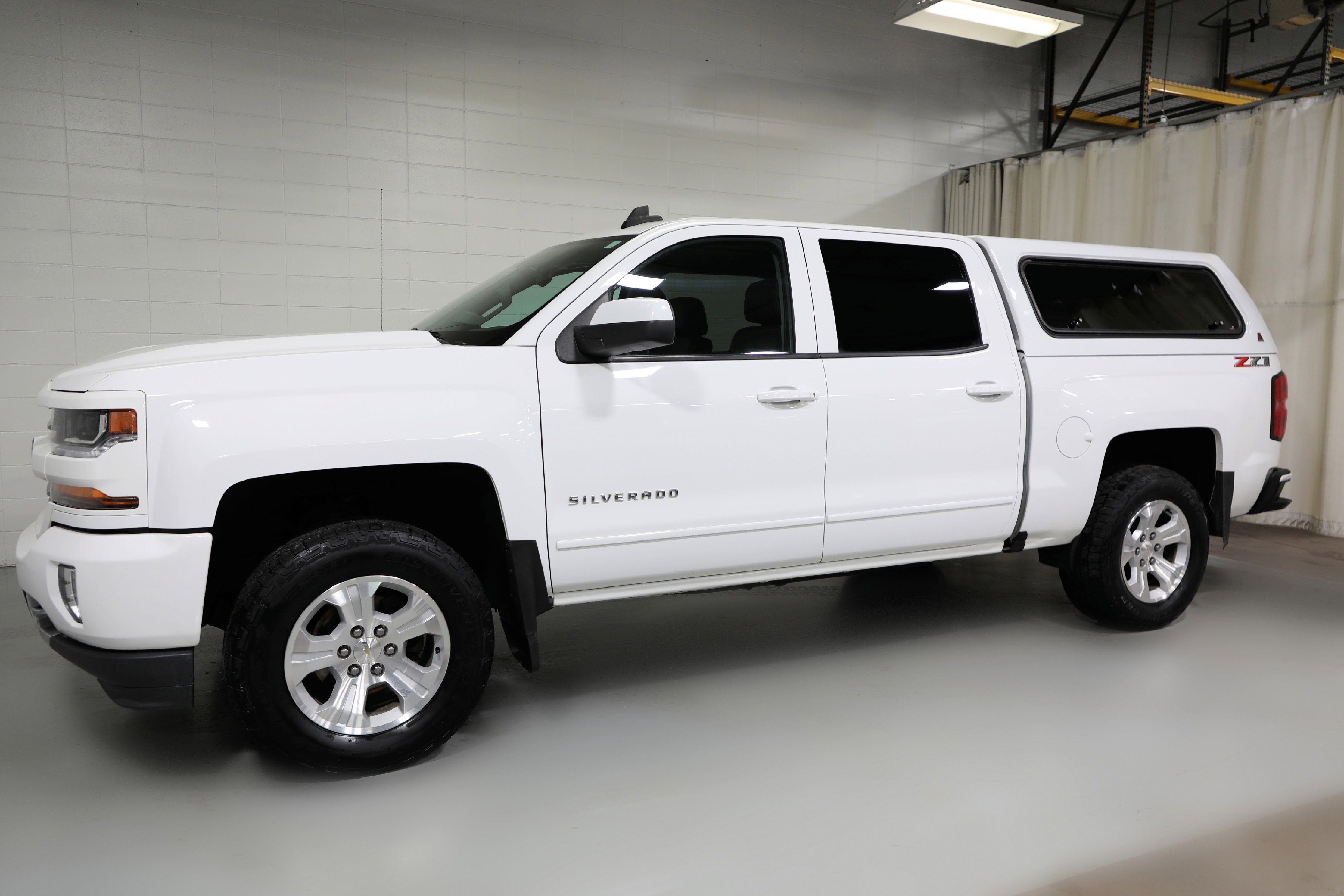 Used 2018 Chevrolet Silverado 1500 LT w/ All Star Edition image 16
