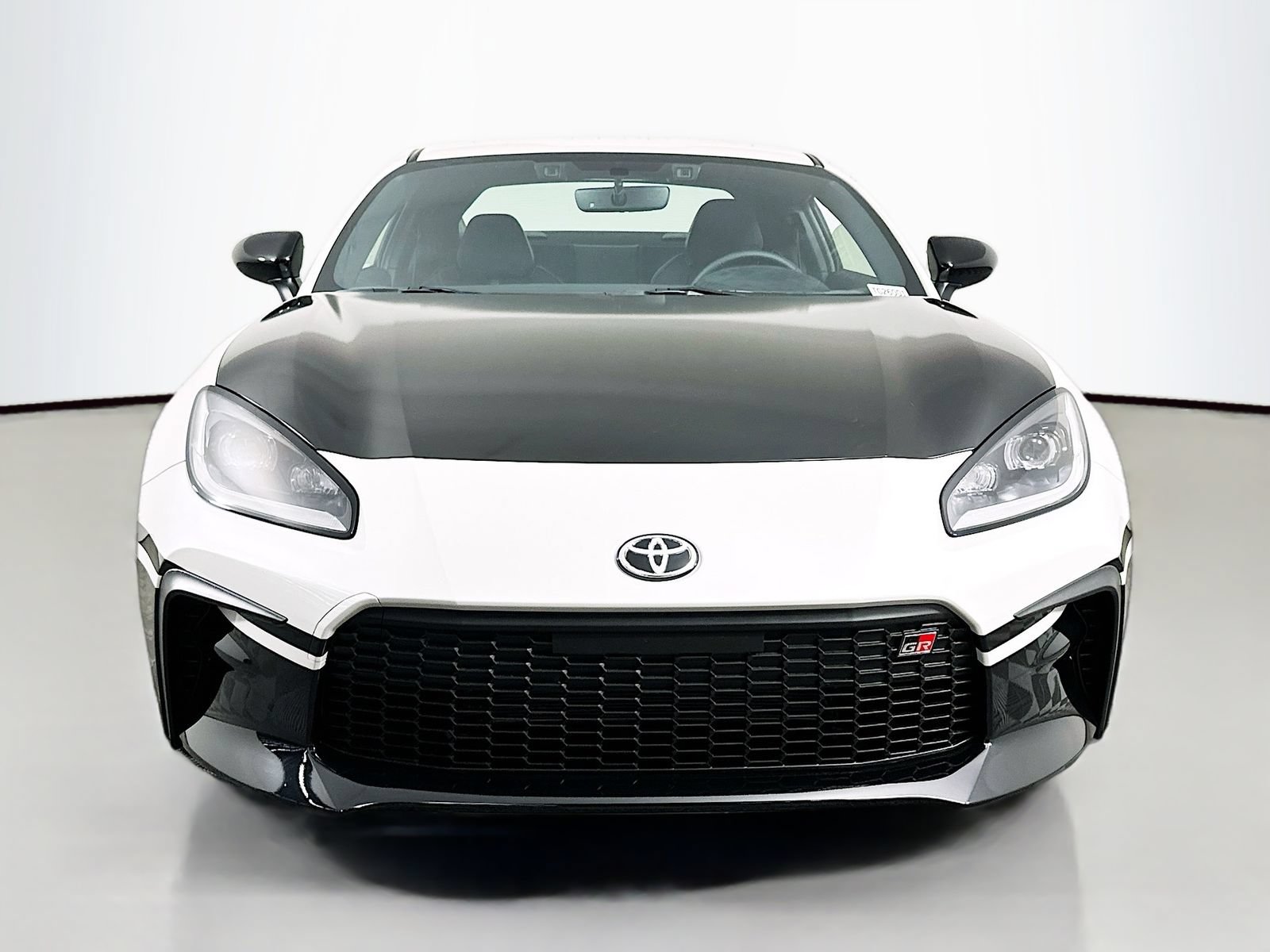 New 2026 Toyota GR86 Premium w/ Performance Package RWD image 2