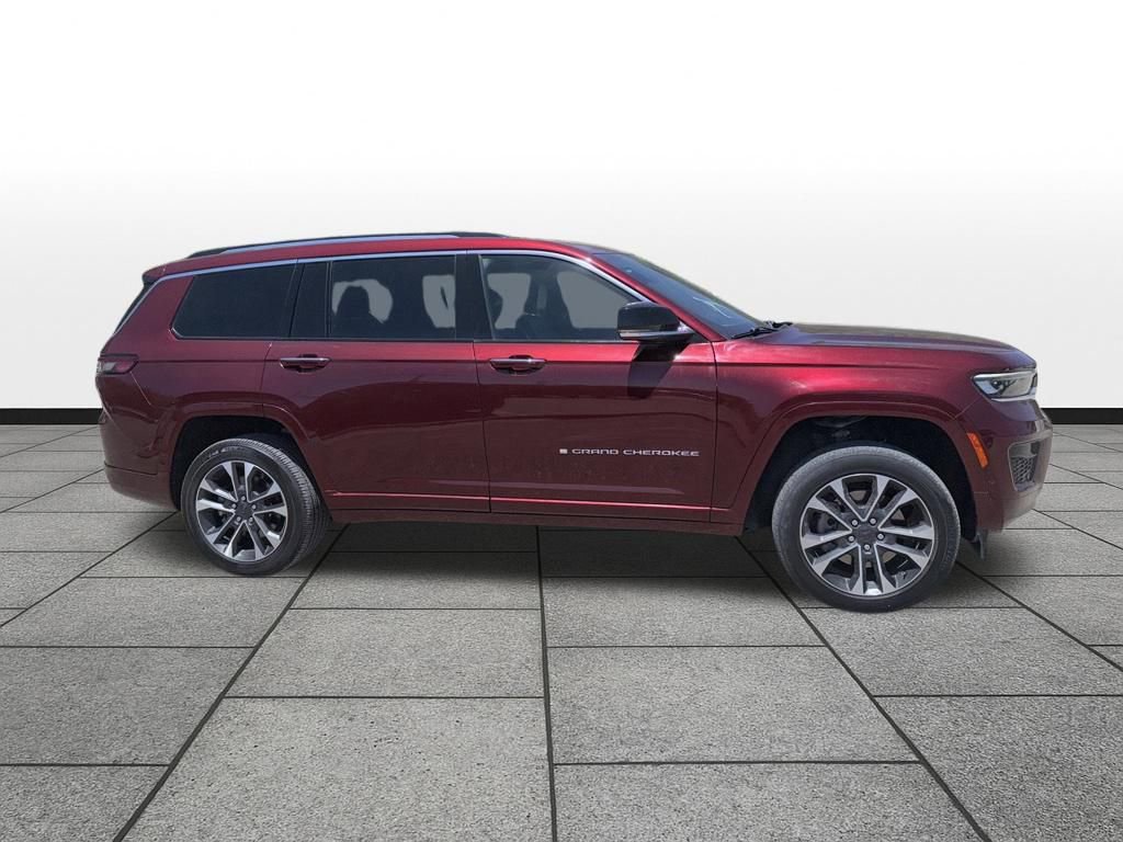 Used 2023 Jeep Grand Cherokee L Overland w/ Luxury Tech Group IV AWD/4WD image 4