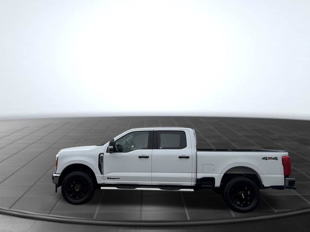 Used 2023 Ford F250 XLT AWD/4WD image 7