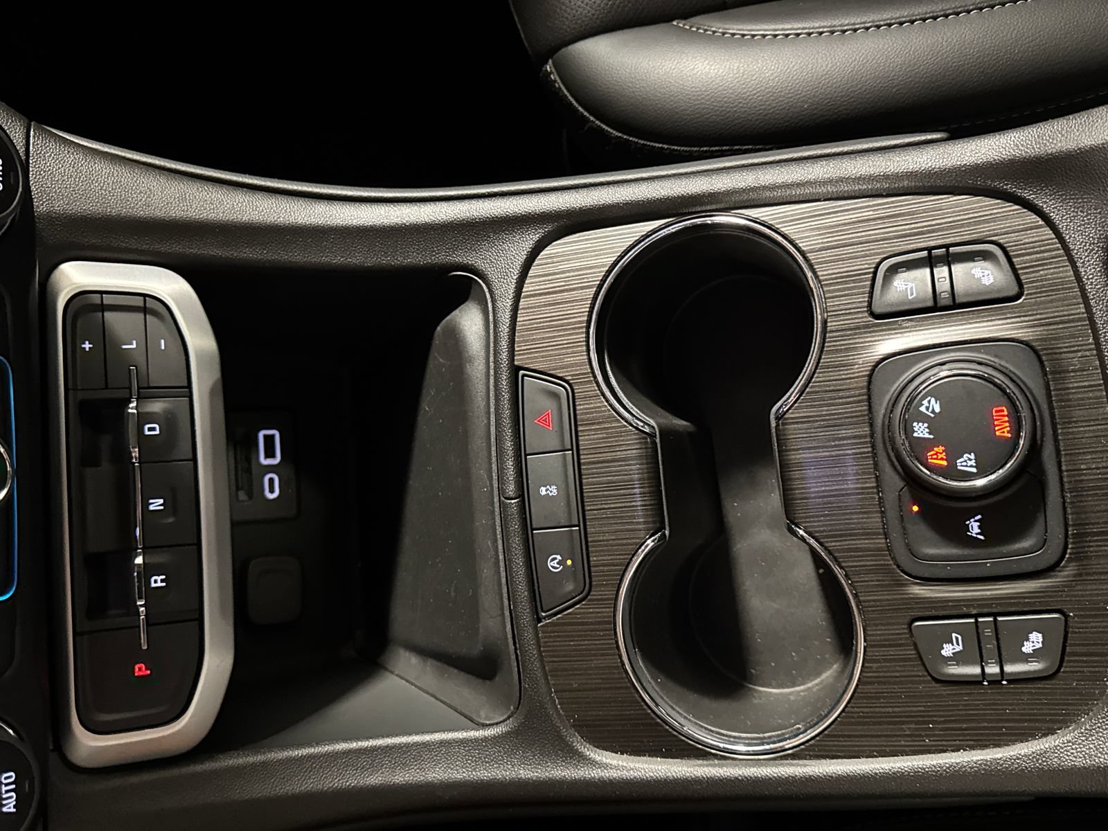 Used 2023 GMC Acadia SLT AWD/4WD image 24