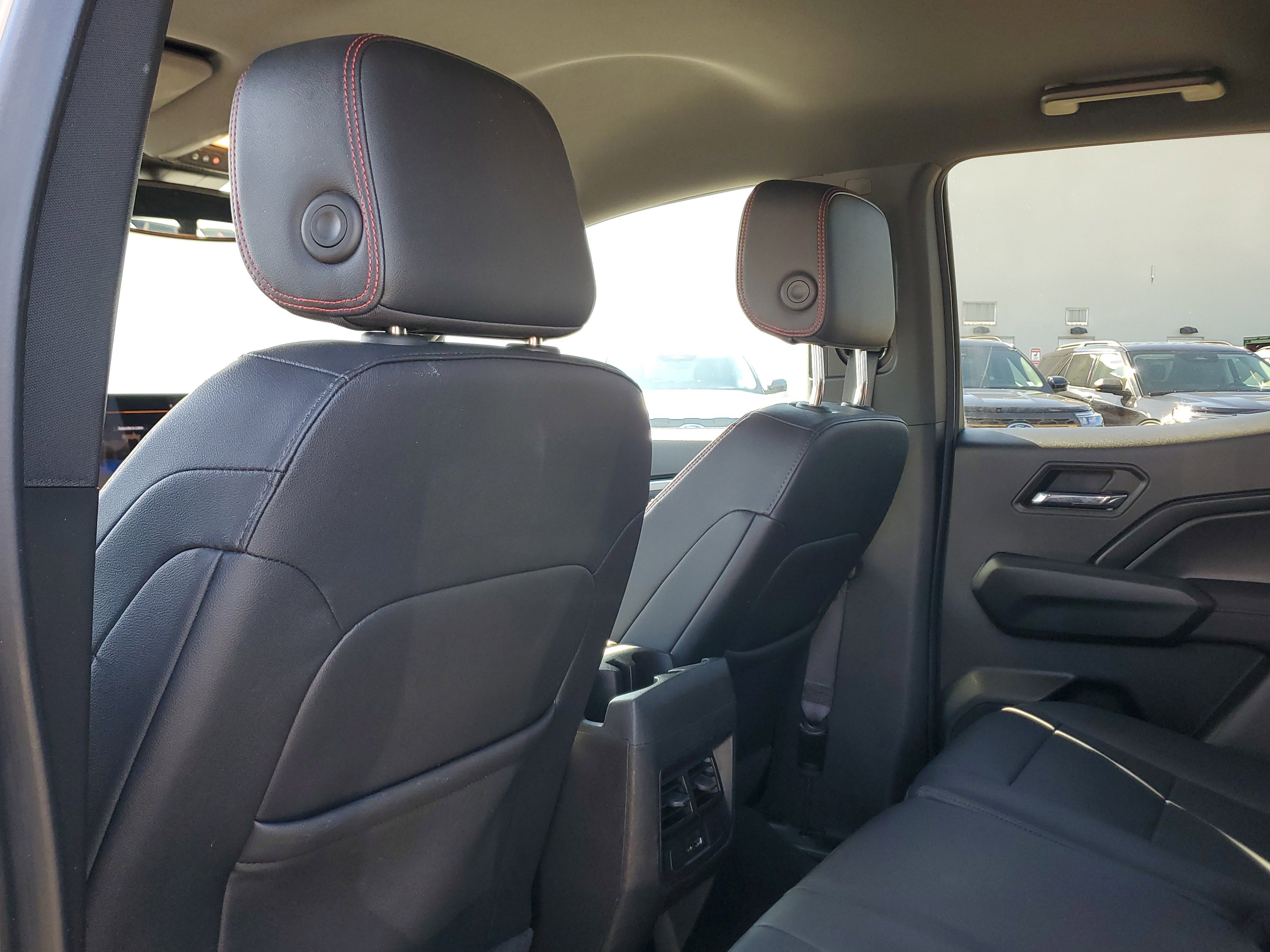 Used 2023 Chevrolet Colorado Z71 w/ Z71 Convenience Package 2 image 14