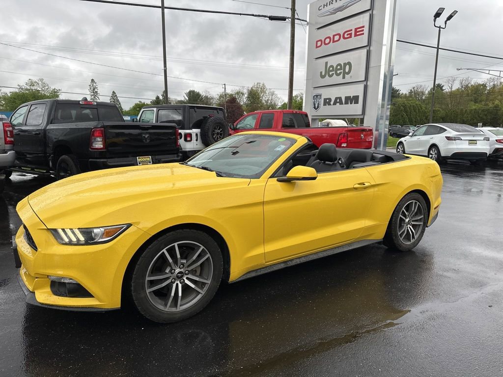 Used 2015 Ford Mustang Premium RWD image 5