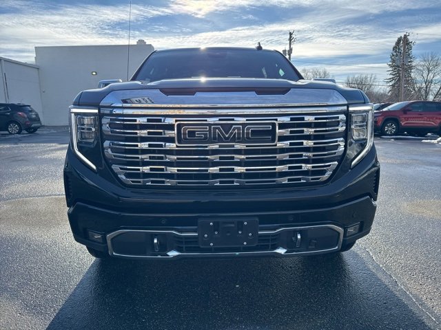Used 2024 GMC Sierra 1500 Denali w/ Denali Reserve Package image 8