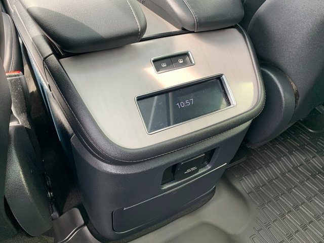 Certified 2025 Lincoln Navigator L Reserve AWD/4WD image 20