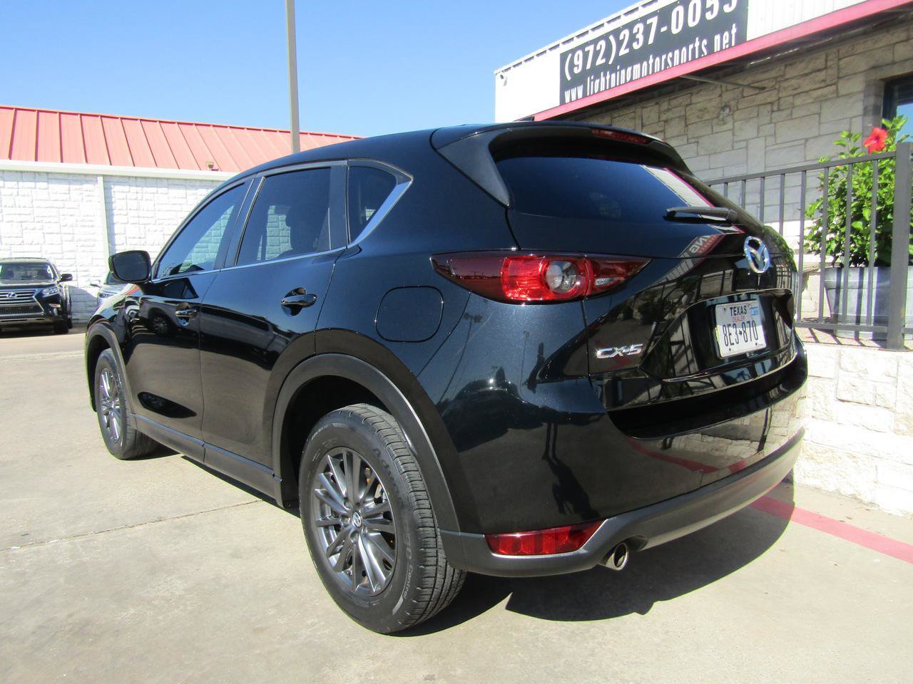 Used 2019 MAZDA CX-5 Touring FWD image 3