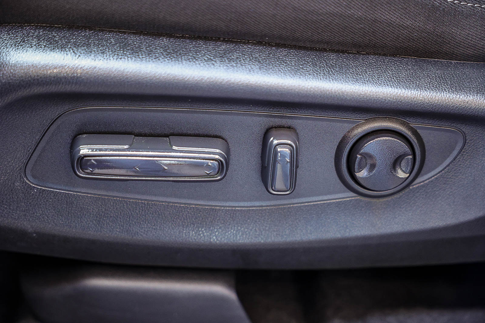 Certified 2025 Honda CR-V EX image 27