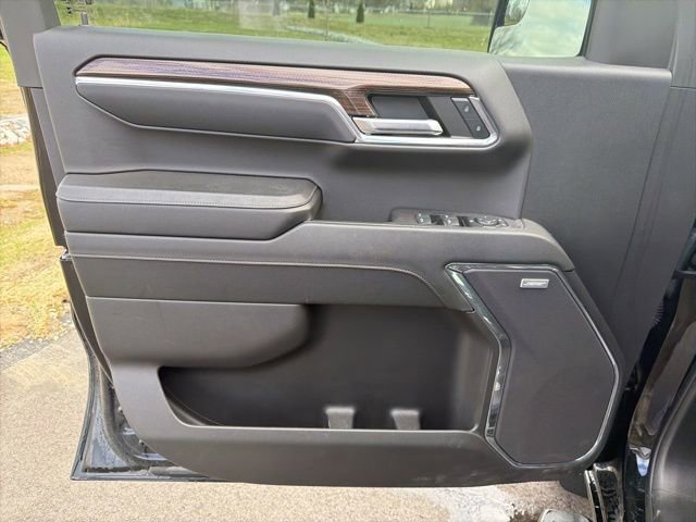 Used 2024 Chevrolet Silverado 1500 LT Trail Boss w/ Convenience Package II image 20