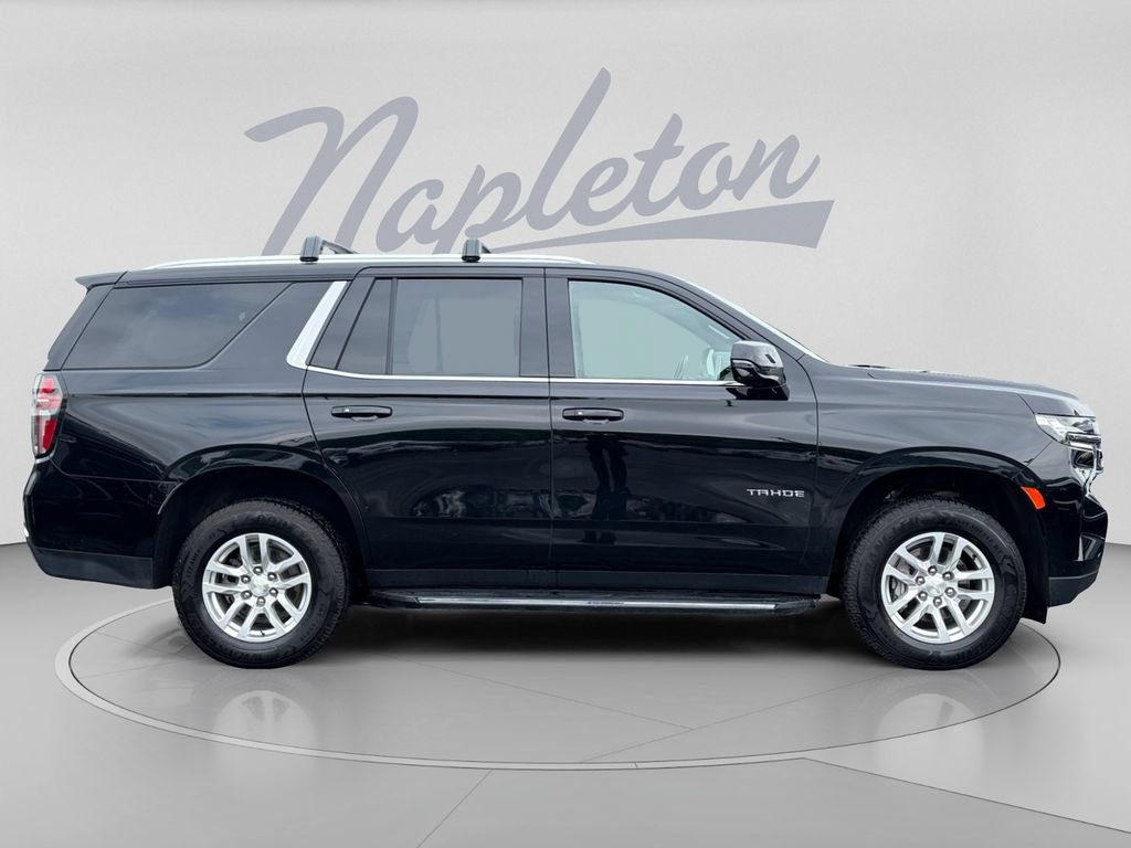 Used 2022 Chevrolet Tahoe LT w/ Luxury Package AWD/4WD image 9