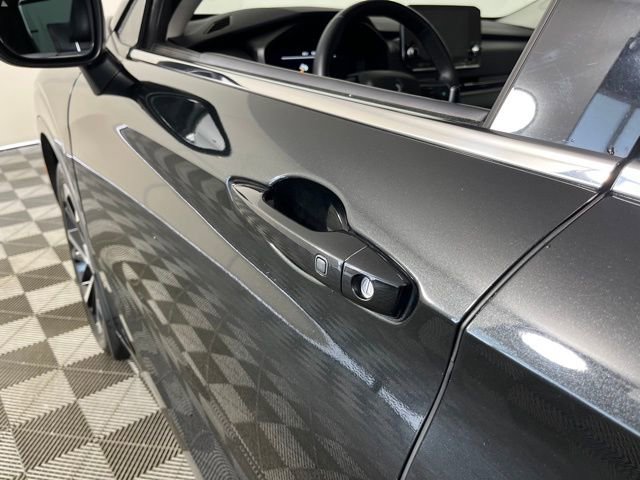 Used 2023 Mitsubishi Outlander SEL image 13