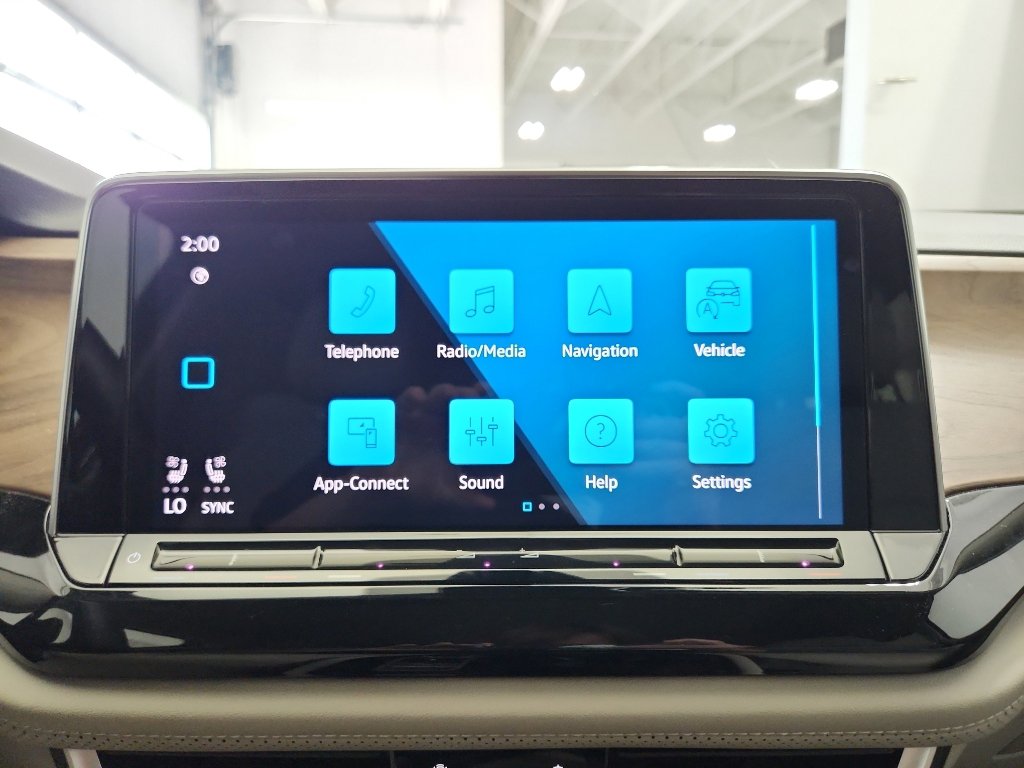 Certified 2025 Volkswagen Atlas SE w/ Panoramic Sunroof Package FWD image 16