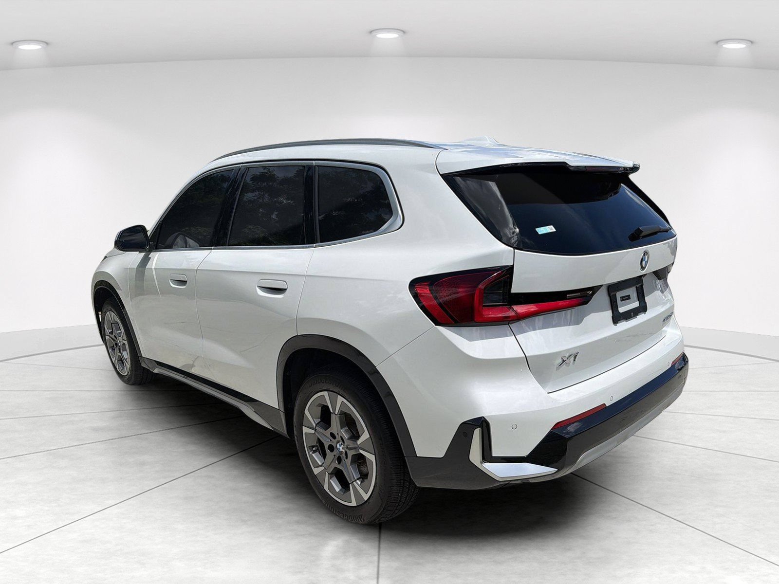 Certified 2024 BMW X1 xDrive28i AWD/4WD image 6