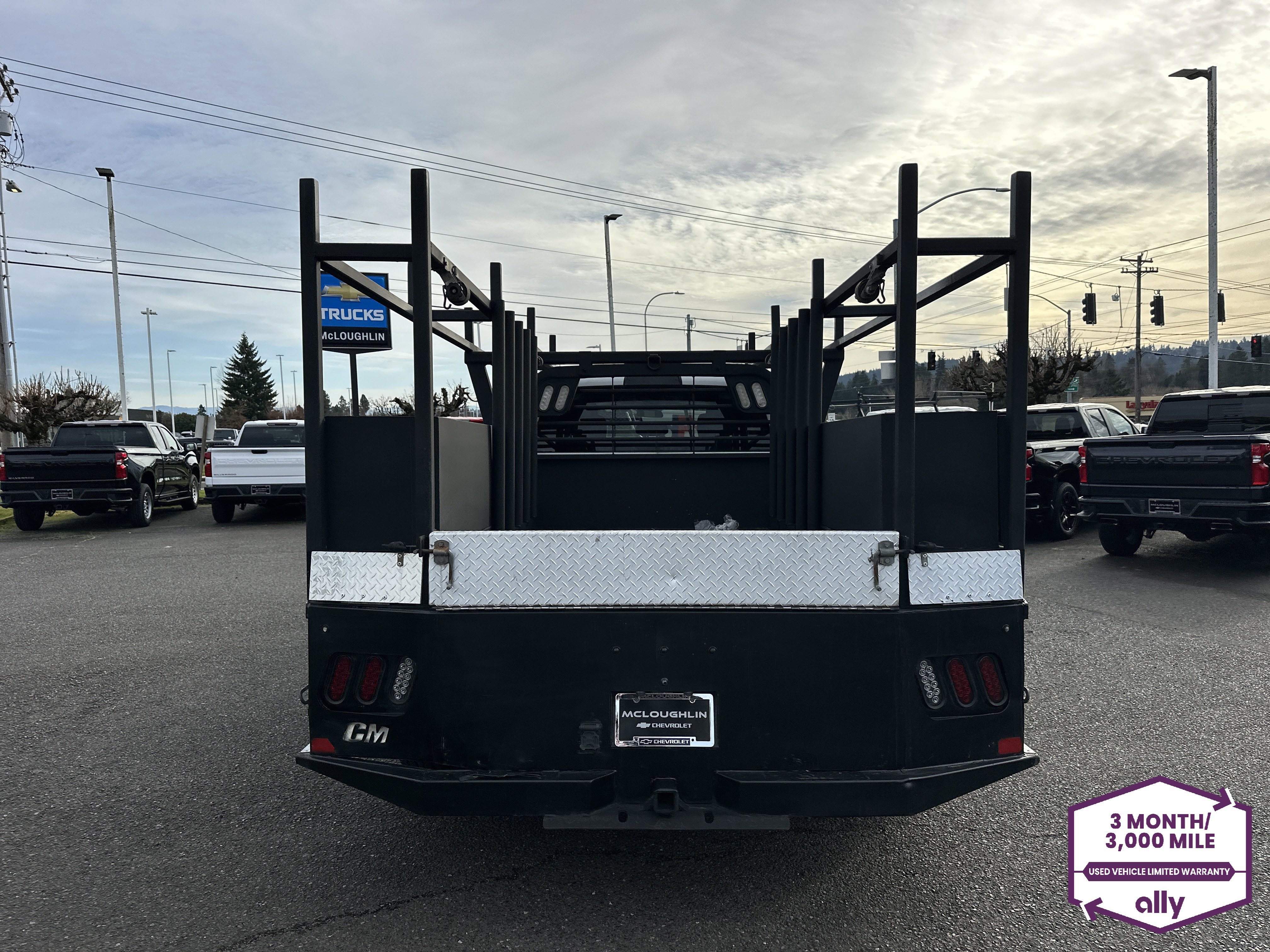 Used 2018 RAM 3500 Tradesman w/ Chrome Appearance Group AWD/4WD image 4