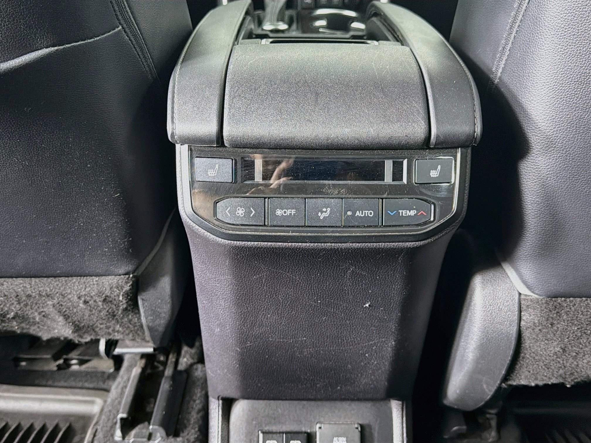 Used 2021 Toyota Highlander Platinum AWD/4WD image 28